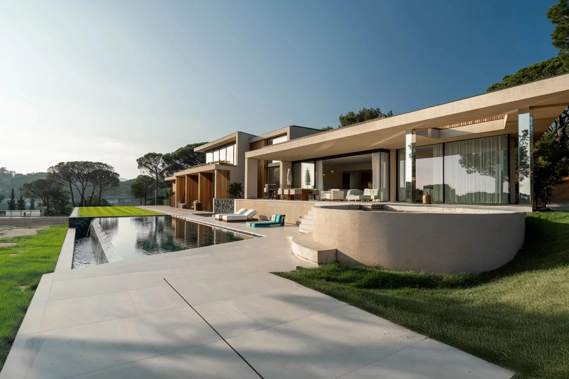 The Riviera Horizon