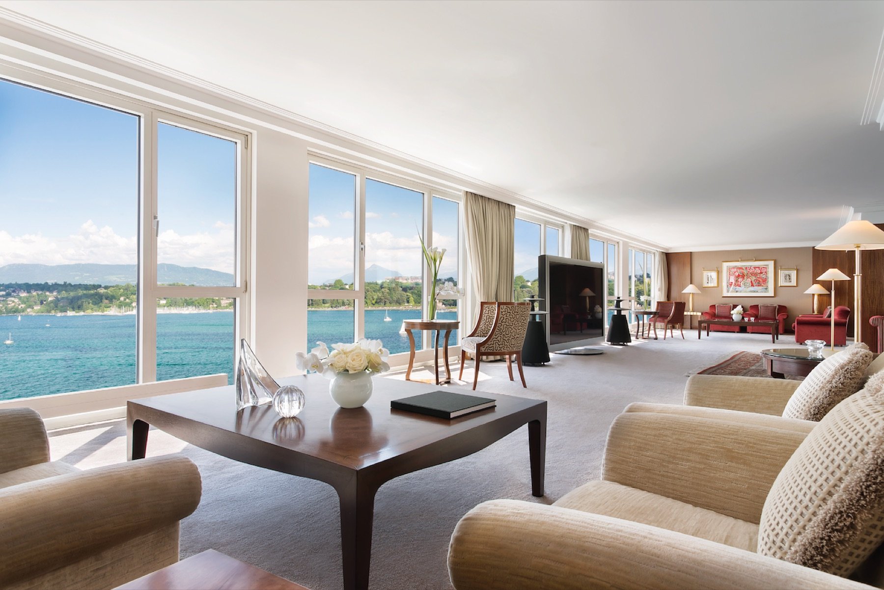 Royal Penthouse Suite